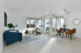 Rådhushaven/Bragernes Sentrum – Nyere 3-roms selveierleilighet – Garasje – Innglasset balkong – Heis – Trappefritt!