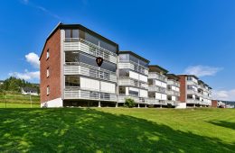 Åssiden / Drammen Lekker, oppusset 3-roms endeleilighet i 2.etg – Stor innglasset, solrik veranda – Utsikt – Sentralt – Ingen forkjøpsrett!