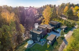 Nesbru – Lekker funkisbolig under oppføring – Garasje og carport – Høy standard – 3 bad/4 sov – Solrikt – Rett ved sjøen!