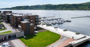 Nordre Jarlsberg Brygge – 3-roms beliggende nær sjøen – Vestvendt skjermet terrasse – 2 bad – Garasje – Båtplass – Heis